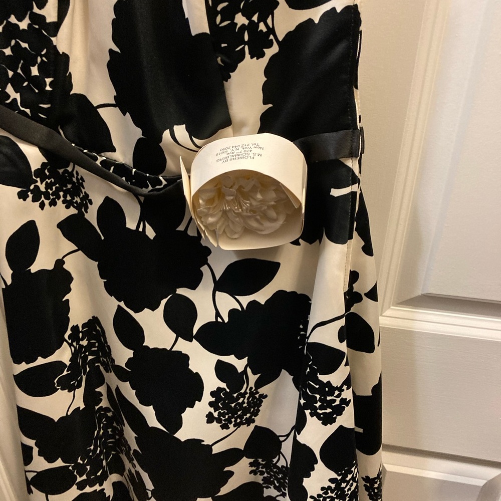 Never Worn - image 2